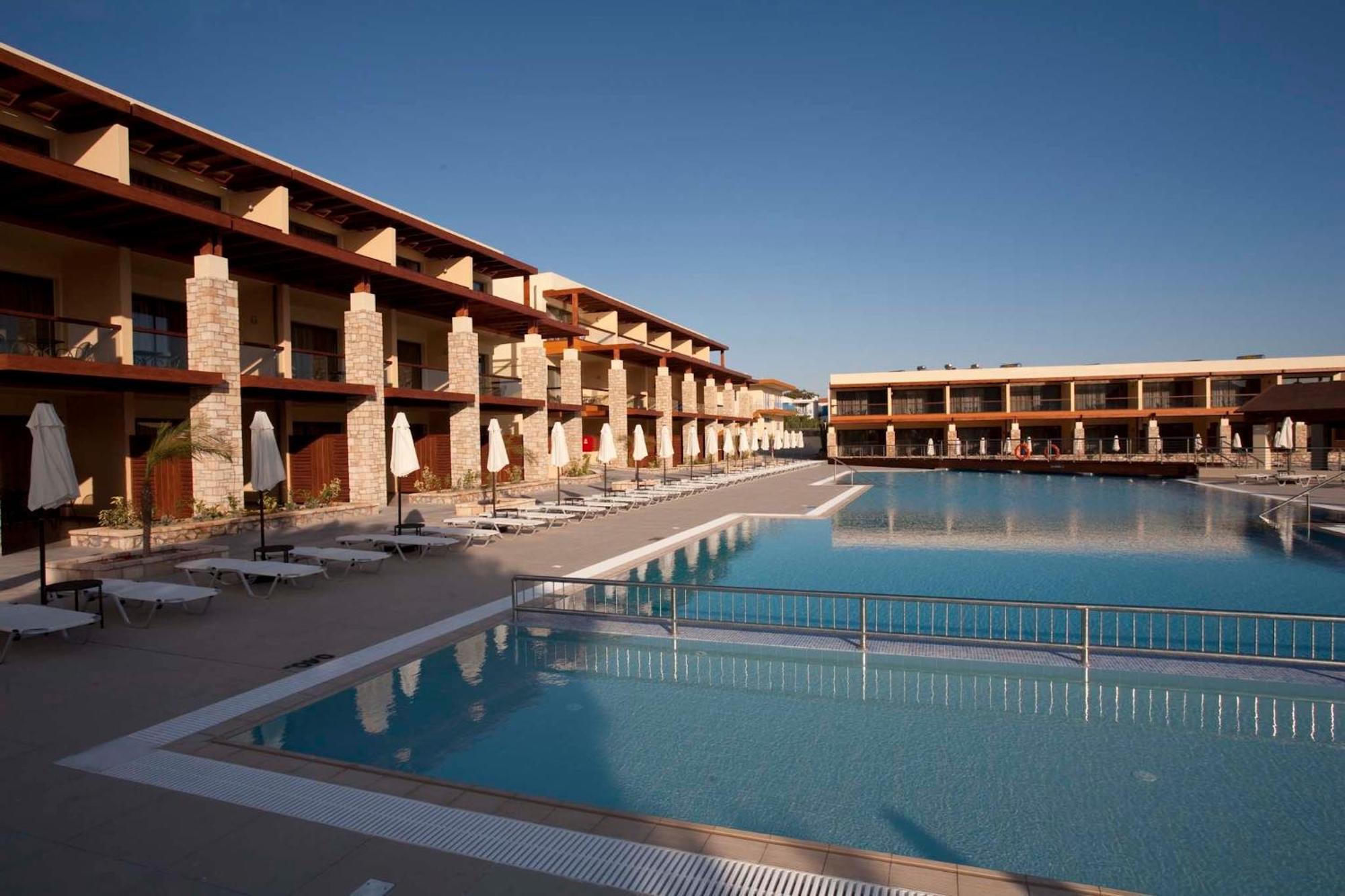 Island Blue Hotel Pefki  ภายนอก รูปภาพ